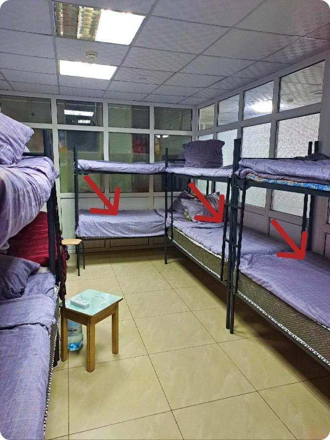 Fox Park Hostel Алматы Экстерьер фото